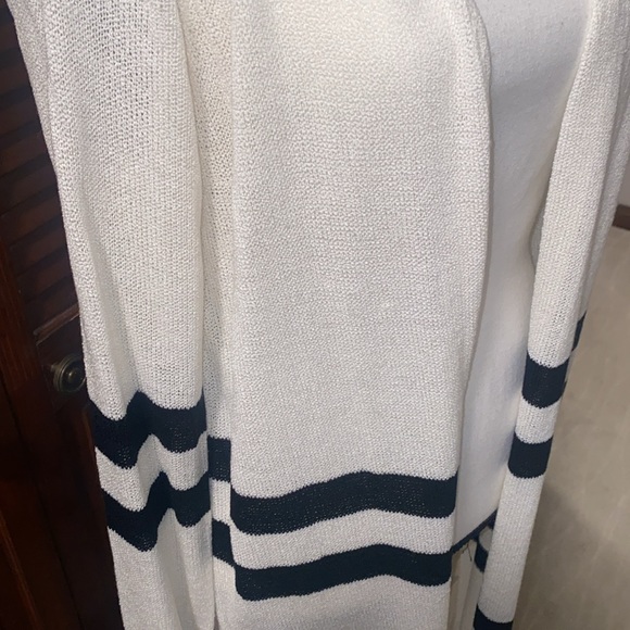 Long black-and-white duster - Picture 2 of 4